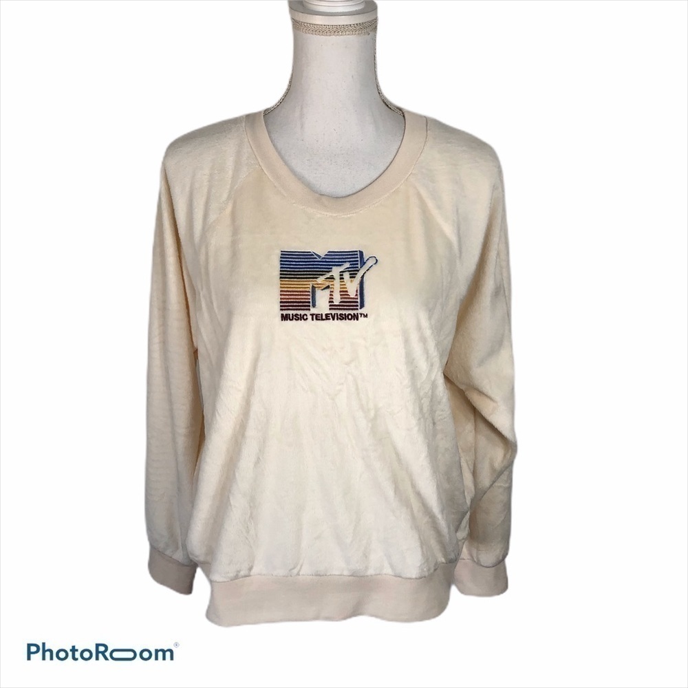 MTV Fuzzy Ivory Pullover Sweatshirt XL Women’s Music Television Retro Funky